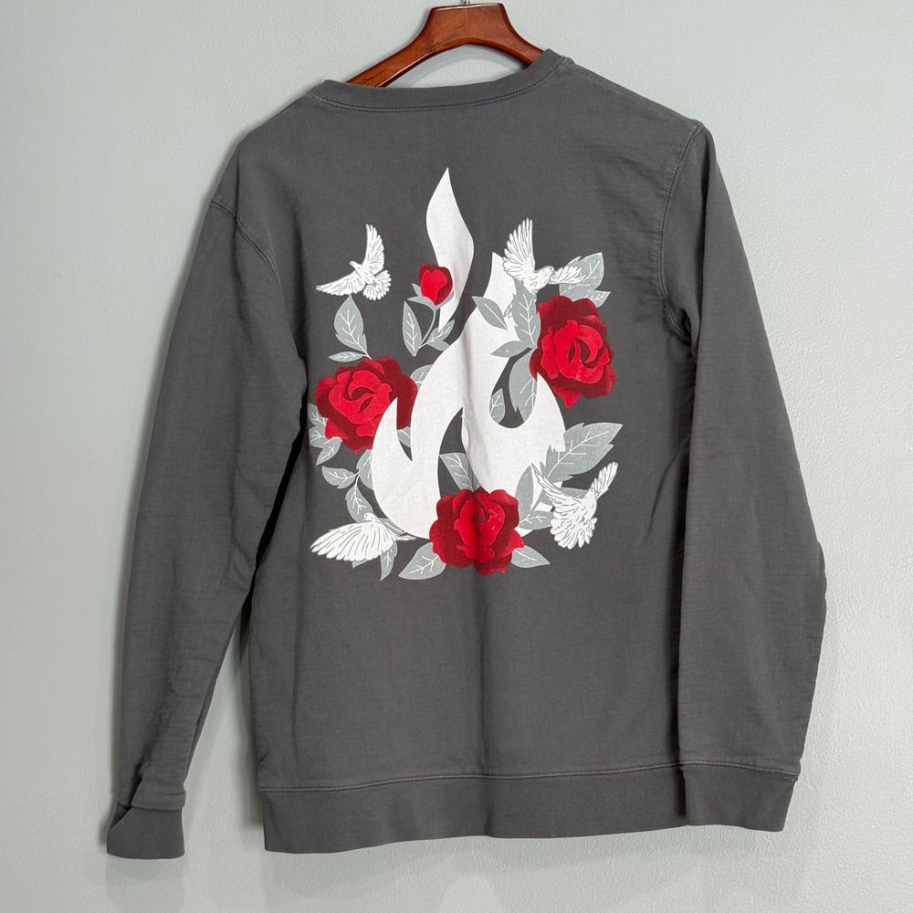 Miracle Baby Graphic Sweatshirt Mens Medium Charcoal Gray Rose‎ Dove Flame Print